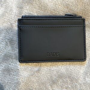 RAINS unisex water repellent cardholder, black, 4 card slots, coin pocket
